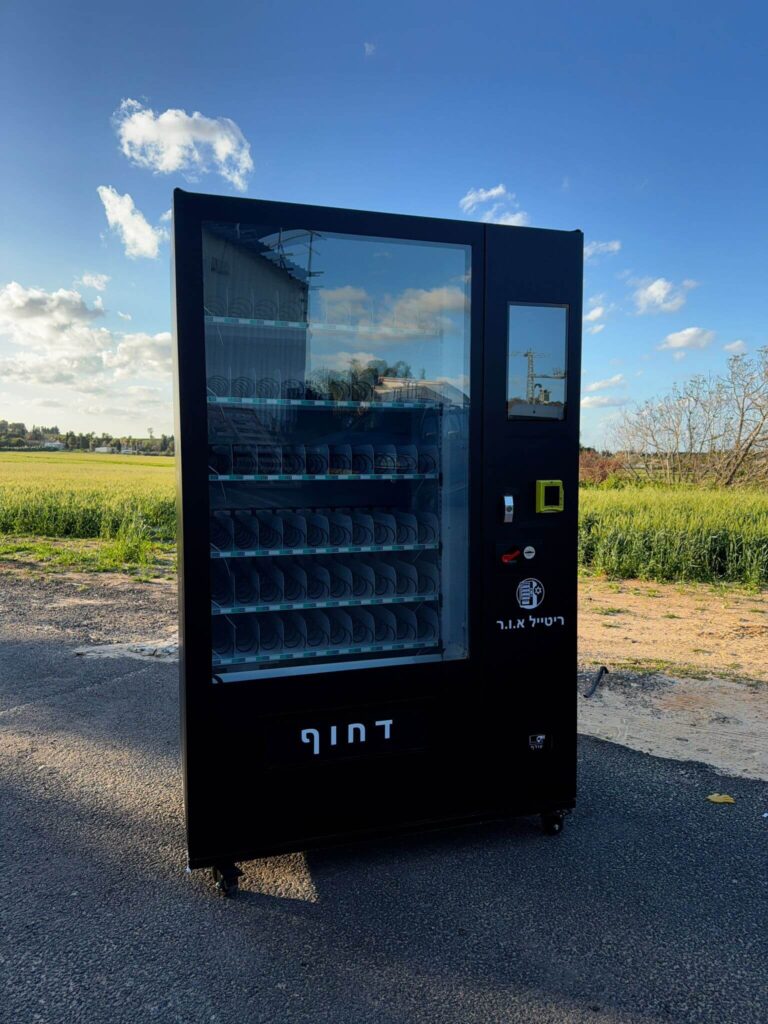 מכונת שתייה חדשה של חברת ריטייל אור
